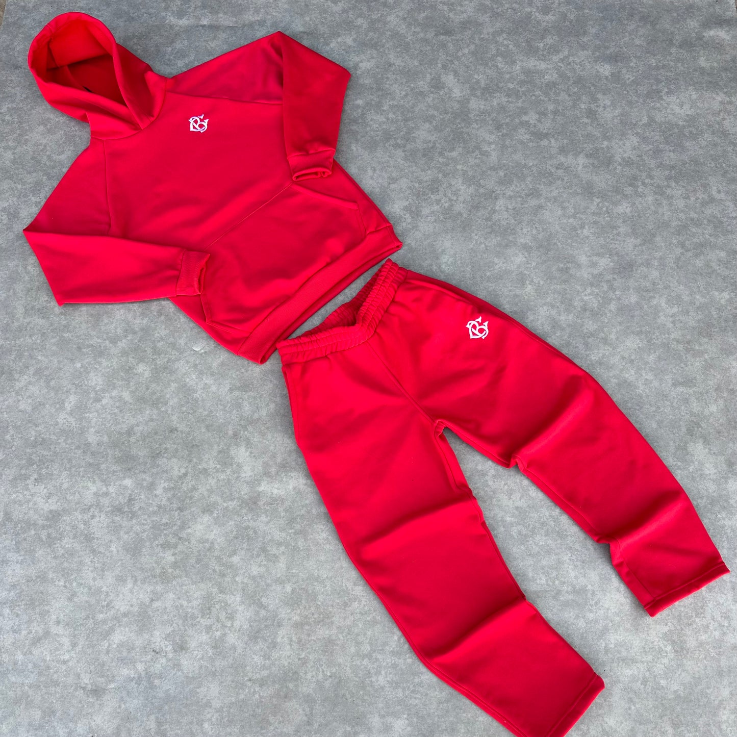 RED JOGGER SUIT