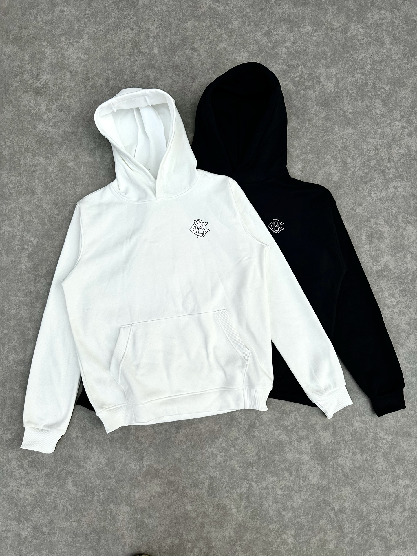 BLACK/WHITE HOODIE